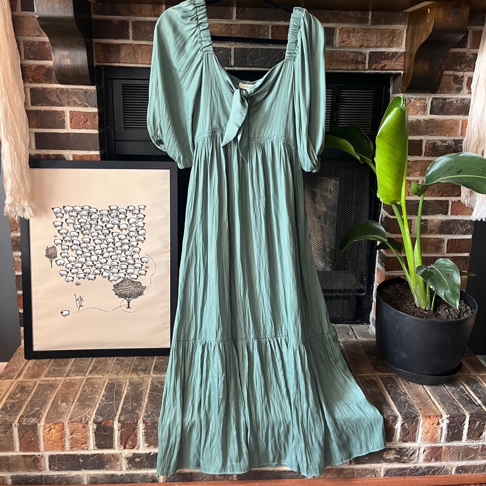 Green Ruched Maxi Sundress with Puff Sleeves